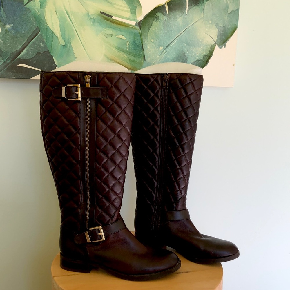 Vince Camuto knee high dark brown boots, Size 7M